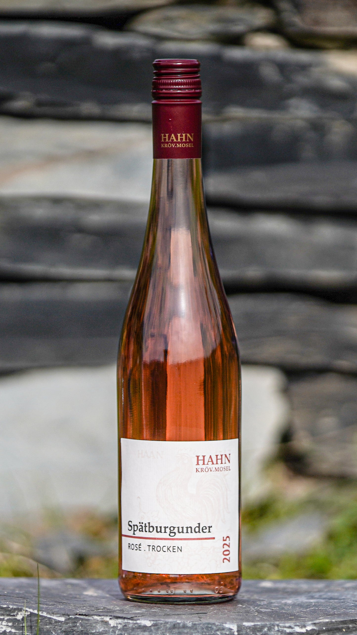 Rosé trocken – lachsfarbener Roséwein Weingut Hahn Mosel