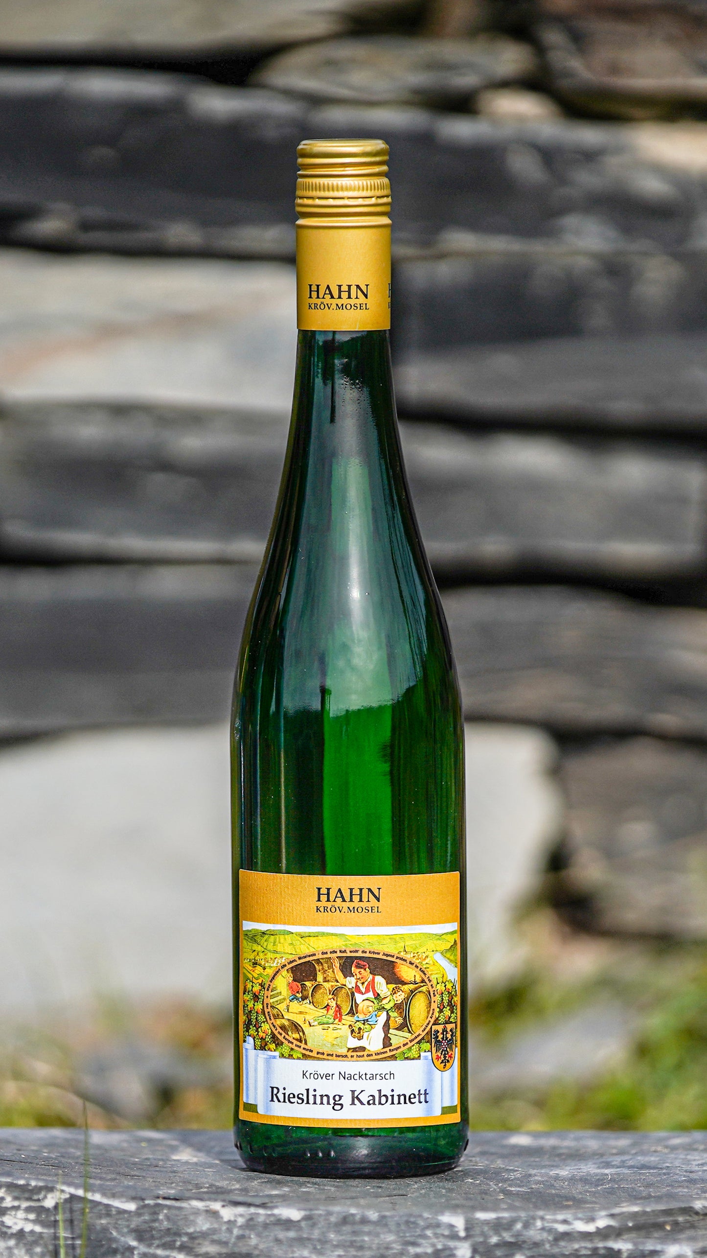 Kröver Nacktarsch Riesling Kabinett fruchtsüß – Weingut Hahn Mosel